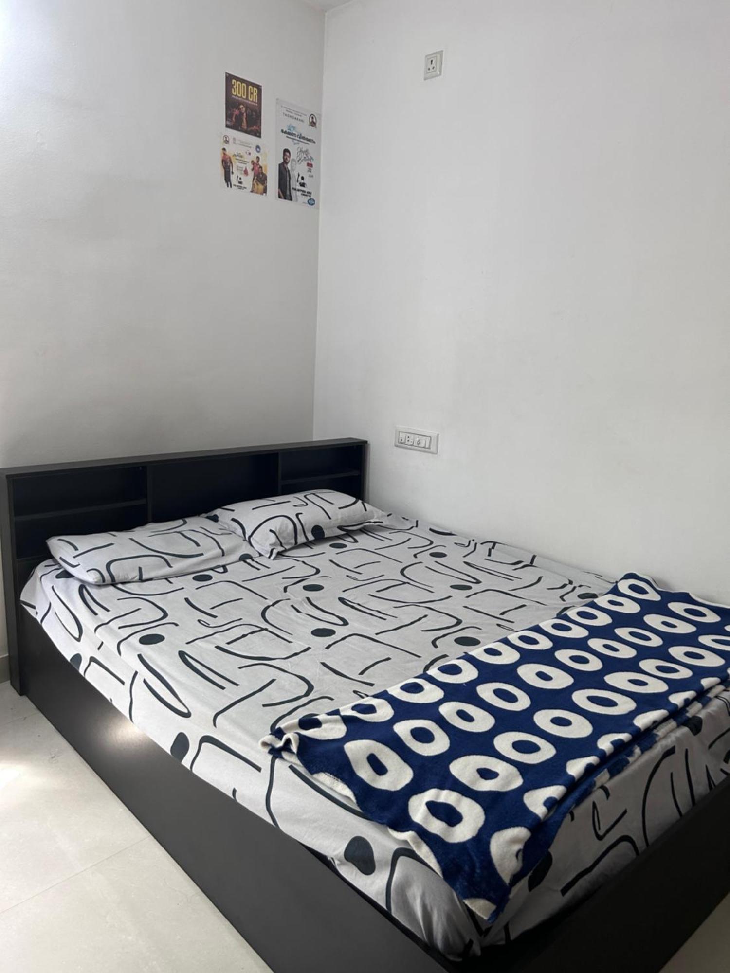 Chaithritha Ladies Homestay Thiruvananthapuram Екстер'єр фото