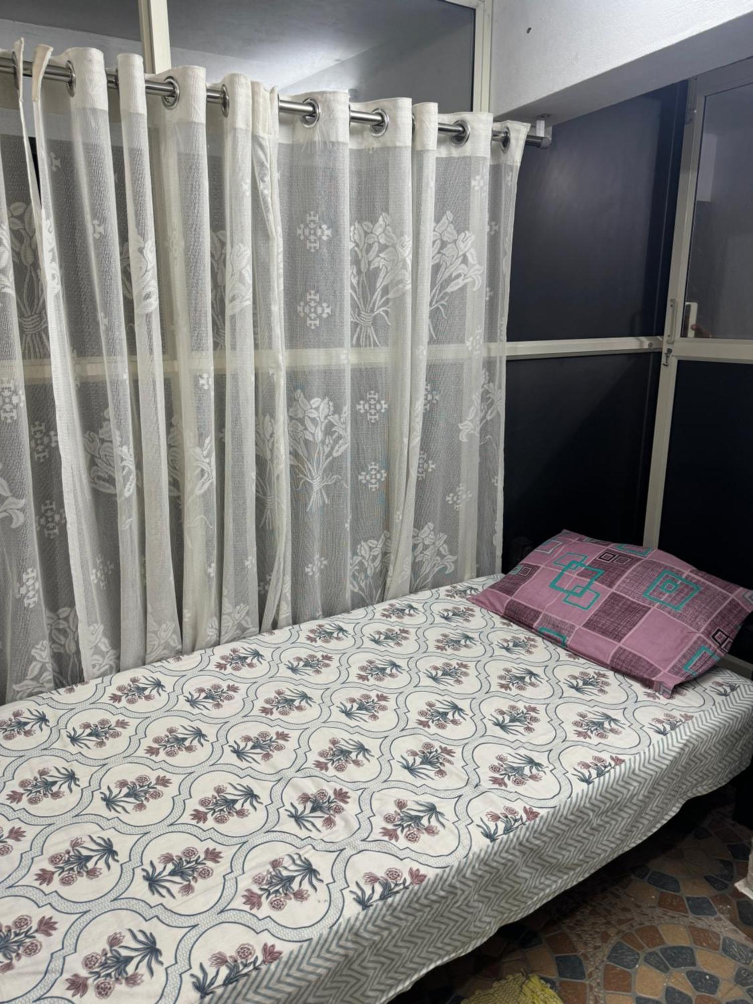 Chaithritha Ladies Homestay Thiruvananthapuram Екстер'єр фото